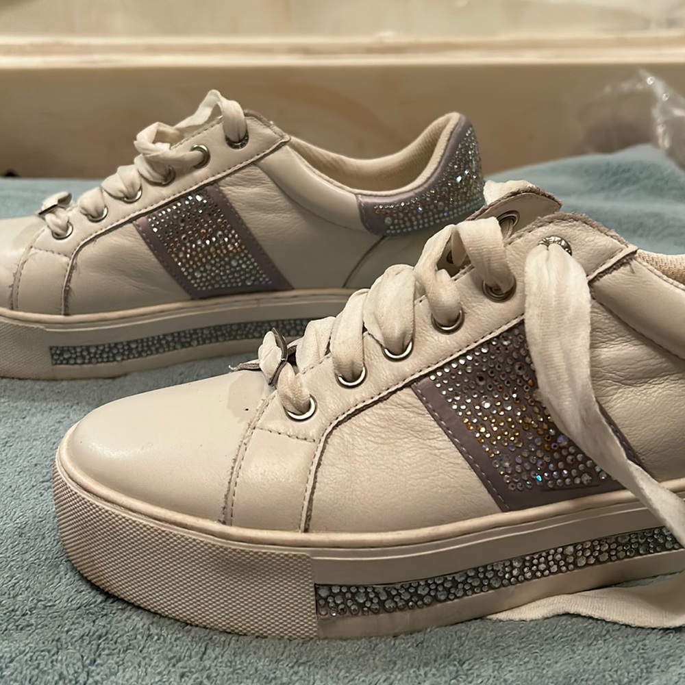 CARAVELLE jeweled athletic shoes! Sparkle on your way to everywhere!